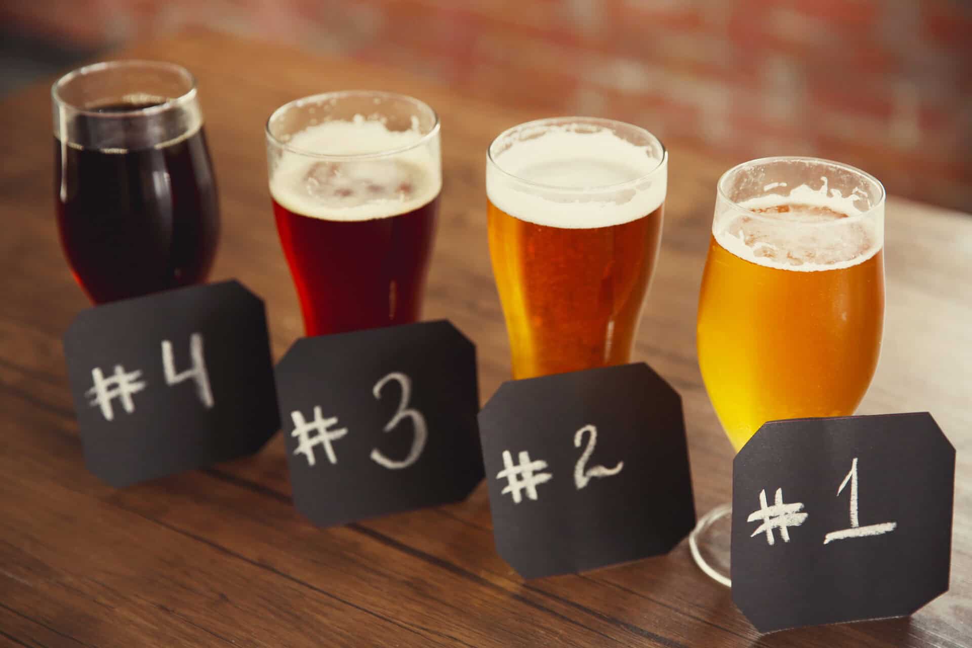 Craft Beer vs Draft Beer: What's the Difference? 1 Craft Beer vs Draft Beer
