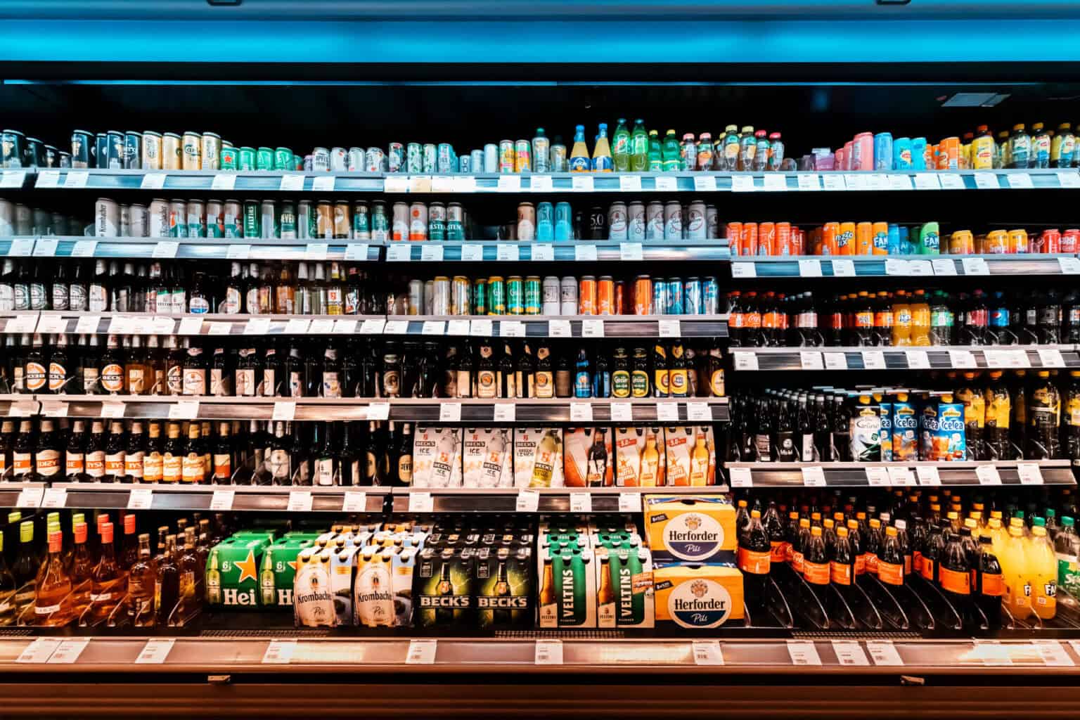 A ‘Rack of Beer’ – Let’s Explain Where the Term Comes From!