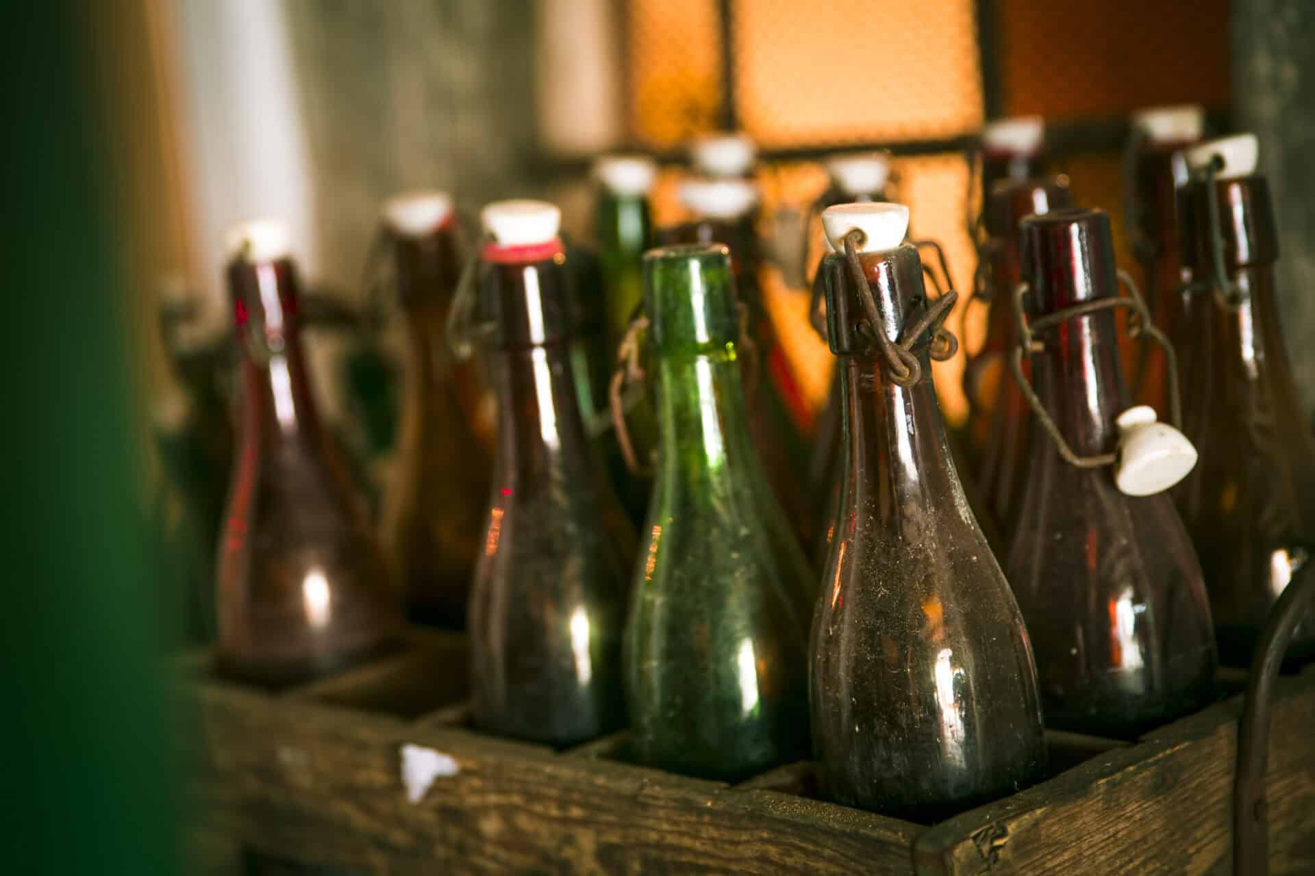 Beers with Swing Top Bottles: Your Definitive Guide 1 Beer With Swing Top Bottles