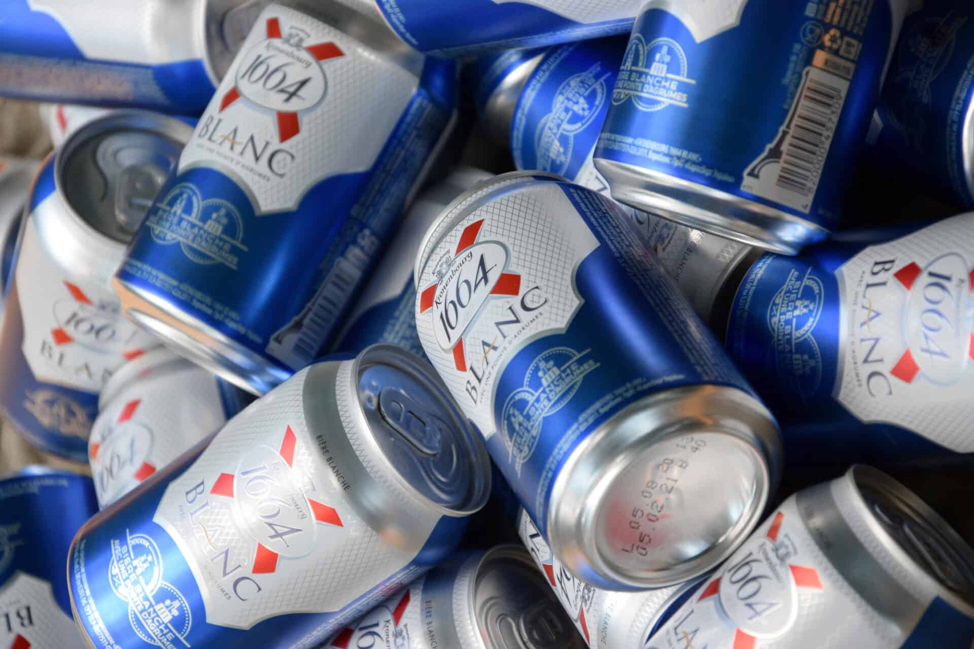 Pounder Beer Size – How It Compares to Other Measurements 1 Pounder Beer